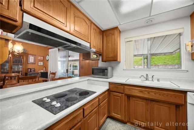 304 Woodland Ave, Brea, CA 92821