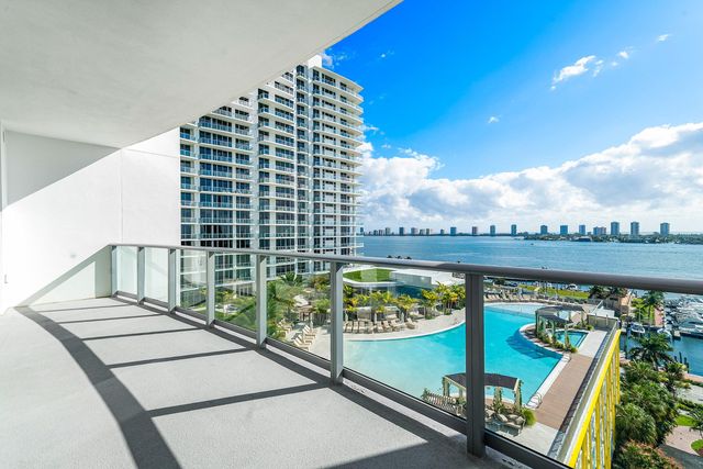 220 Lake Shore Drive 1010, Lake Park, FL 33403