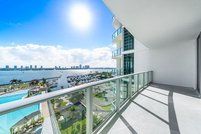 220 Lake Shore Drive 1010, Lake Park, FL 33403