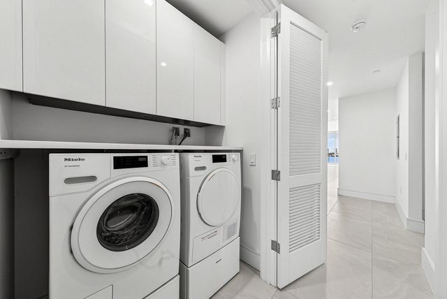 220 Lake Shore Drive 1010, Lake Park, FL 33403