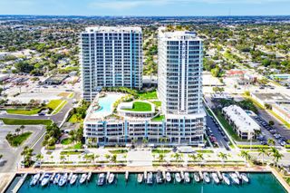220 Lake Shore Drive 1010, Lake Park, FL 33403