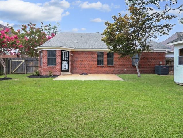 282 BENDIGO DR, Memphis, TN 38018