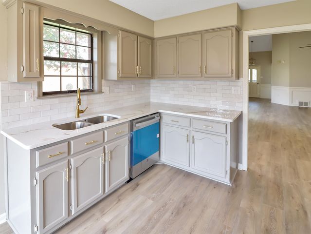 282 BENDIGO DR, Memphis, TN 38018