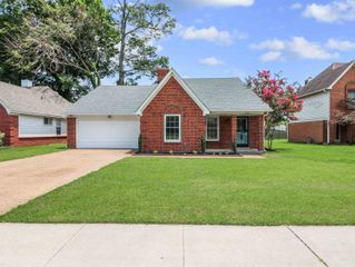 282 BENDIGO DR, Memphis, TN 38018