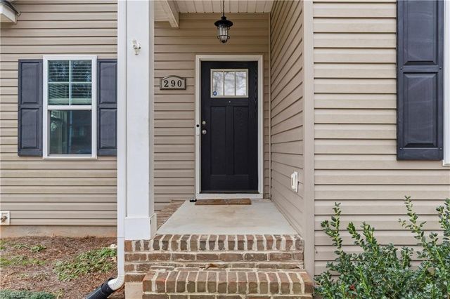 290 Tipperary Lane, Winston-salem, NC 27104