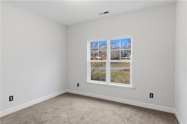 290 Tipperary Lane, Winston-salem, NC 27104