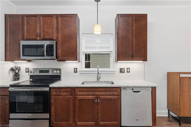 290 Tipperary Lane, Winston-salem, NC 27104