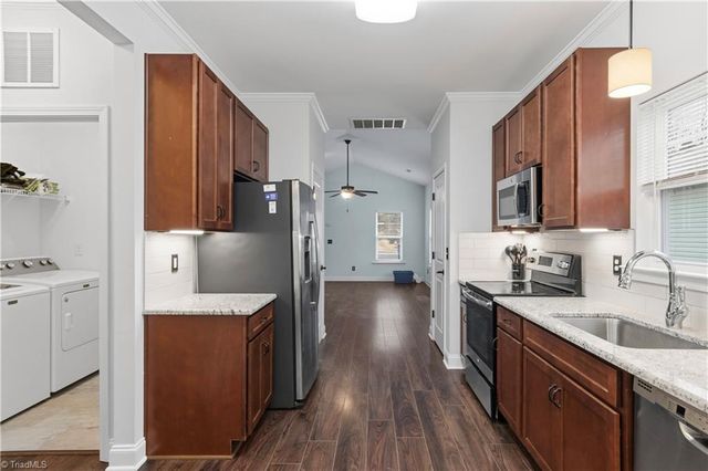 290 Tipperary Lane, Winston-salem, NC 27104