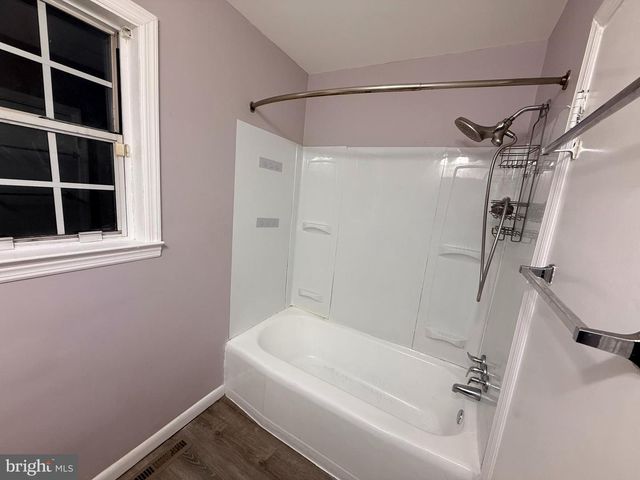 138 EDWARDS DR, Gloucester City, NJ 08030