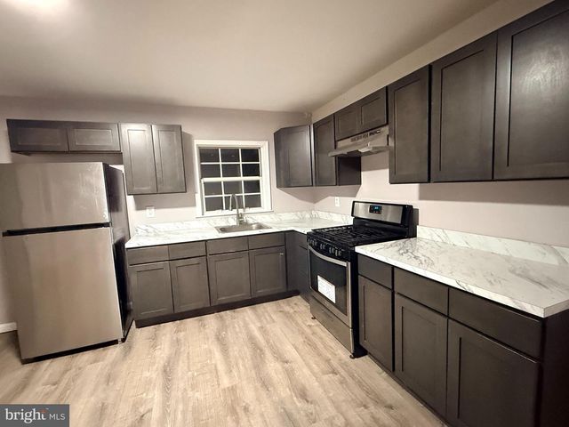 138 EDWARDS DR, Gloucester City, NJ 08030