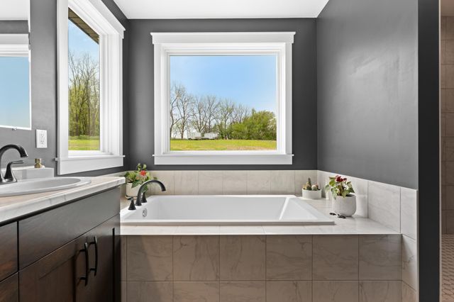 9016 County Road 3 NW, Oronoco, MN 55960
