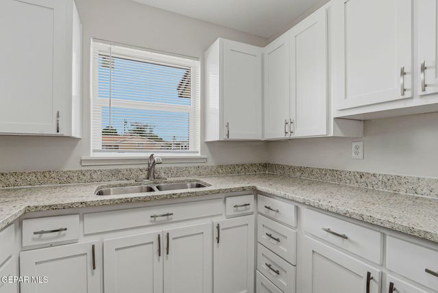 3413 RUTHERGLEN Street, El Paso, TX 79936