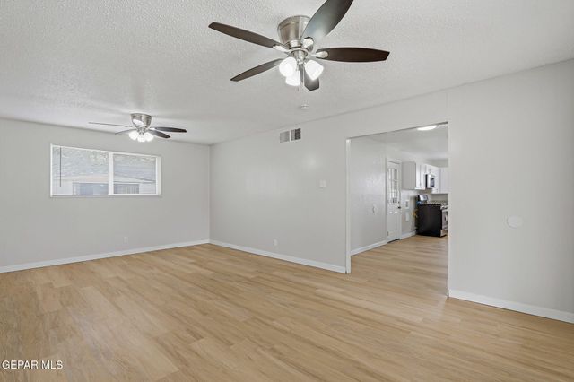 3413 RUTHERGLEN Street, El Paso, TX 79936