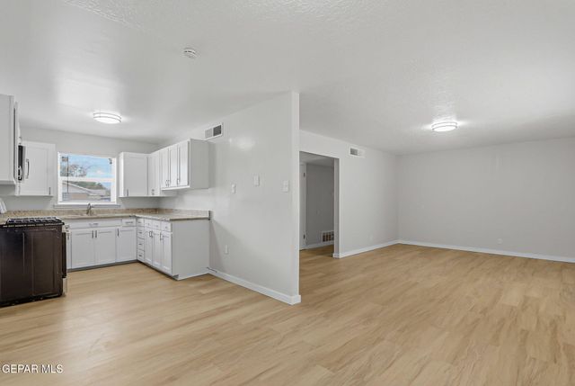 3413 RUTHERGLEN Street, El Paso, TX 79936
