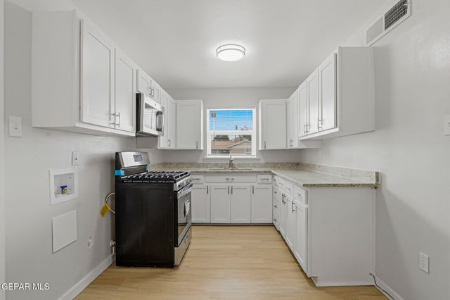 3413 RUTHERGLEN Street, El Paso, TX 79936