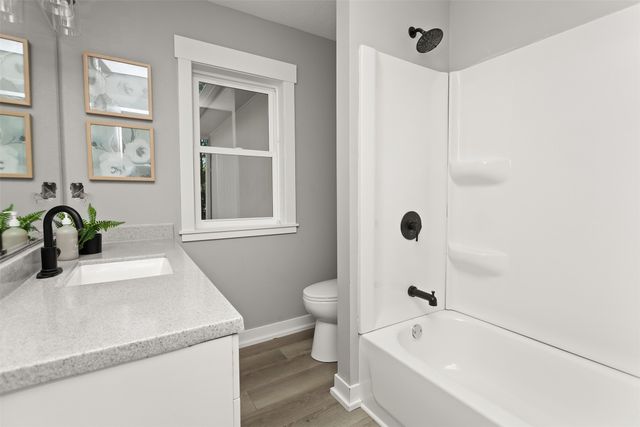 3845 Sherman Boulevard, Des Moines, IA 50310