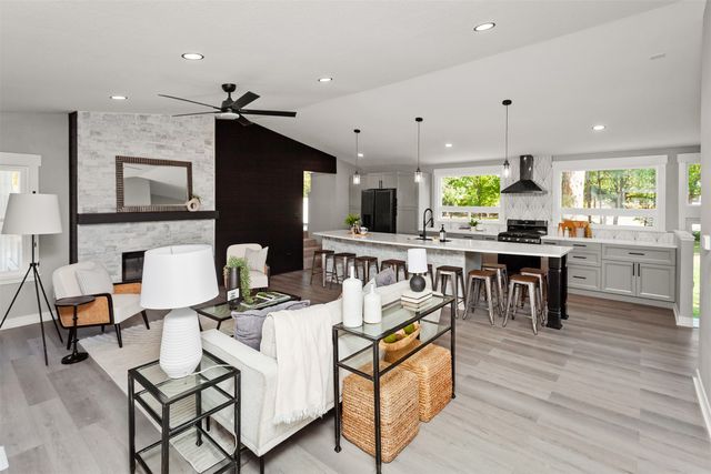 3845 Sherman Boulevard, Des Moines, IA 50310