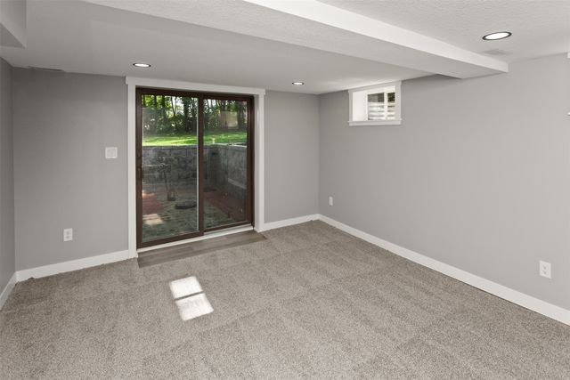 3845 Sherman Boulevard, Des Moines, IA 50310