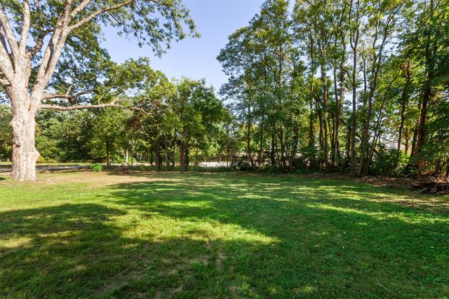 3845 Sherman Boulevard, Des Moines, IA 50310