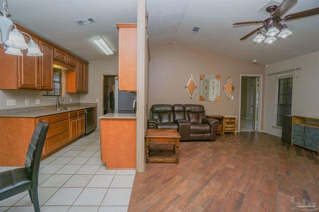 4763 Lanett Dr, Pensacola, FL 32526