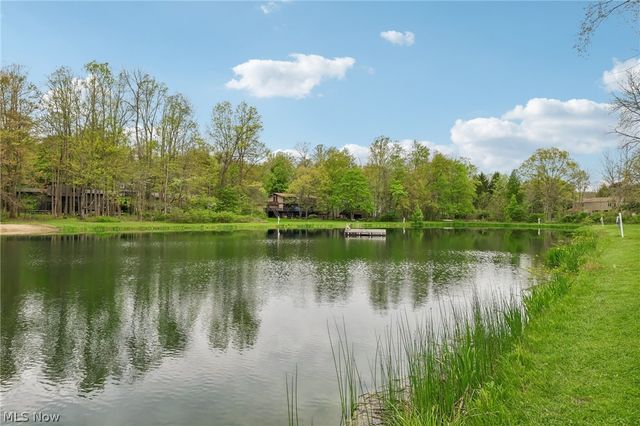 944 Wallwood Drive, Copley, OH 44321