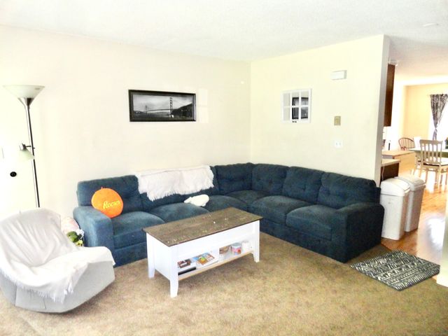 1275 Winsted Road 101, Torrington, CT 06790