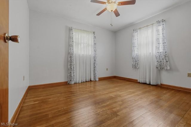 609 27th Street, Vienna, WV 26105