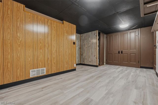 609 27th Street, Vienna, WV 26105
