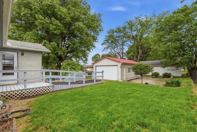609 27th Street, Vienna, WV 26105