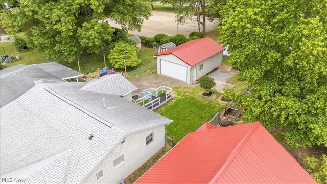 609 27th Street, Vienna, WV 26105
