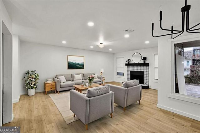 8051 Woodlake Drive, Riverdale, GA 30274