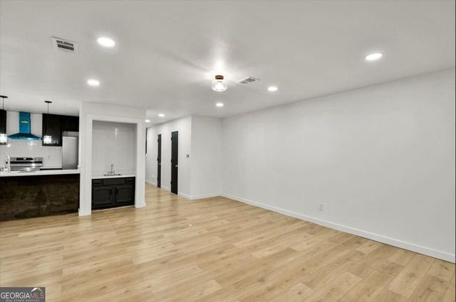 8051 Woodlake Drive, Riverdale, GA 30274