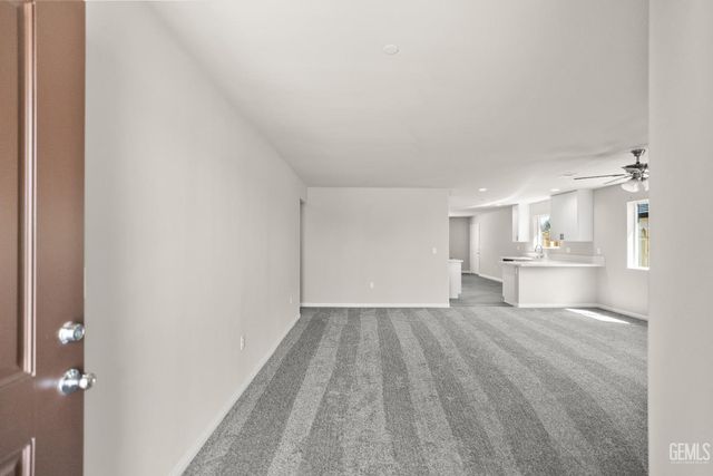 612 Poinsettia Street, Bakersfield, CA 93307