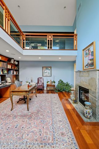 6 Wolf Pen Ln, Prospect, KY 40059