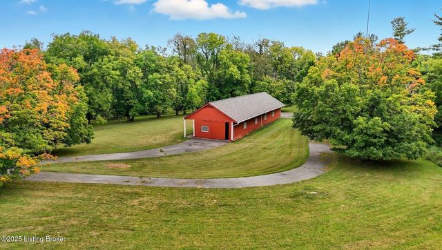 6 Wolf Pen Ln, Prospect, KY 40059