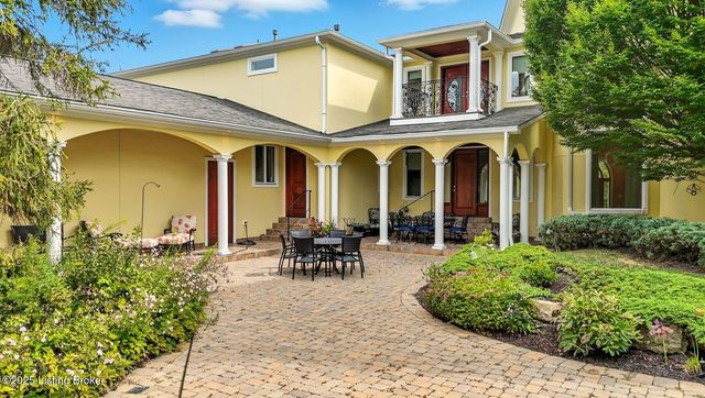 6 Wolf Pen Ln, Prospect, KY 40059