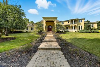 6 Wolf Pen Ln, Prospect, KY 40059