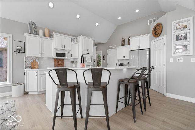 14035 Stone Key Way, Fishers, IN 46040