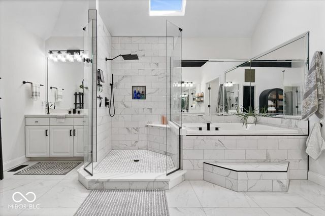 14035 Stone Key Way, Fishers, IN 46040