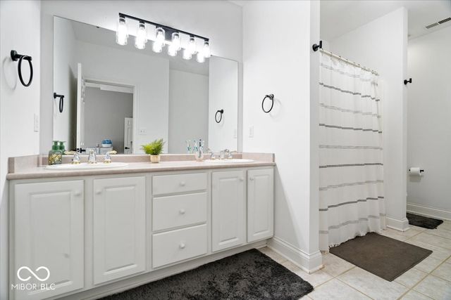 14035 Stone Key Way, Fishers, IN 46040