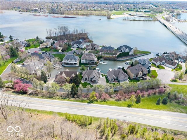 14035 Stone Key Way, Fishers, IN 46040