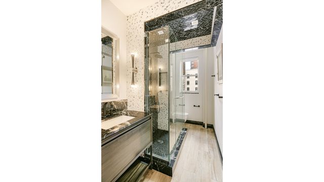 37 W 93rd St Apt 17, New York City, NY 10025