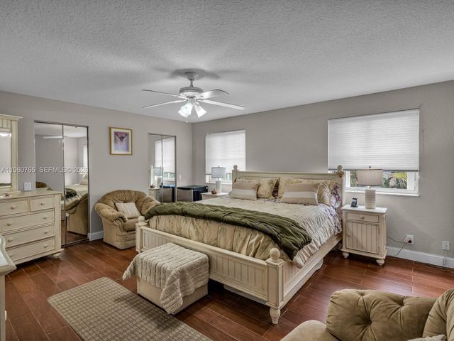 4209 Pinewood Ln, Weston, FL 33331