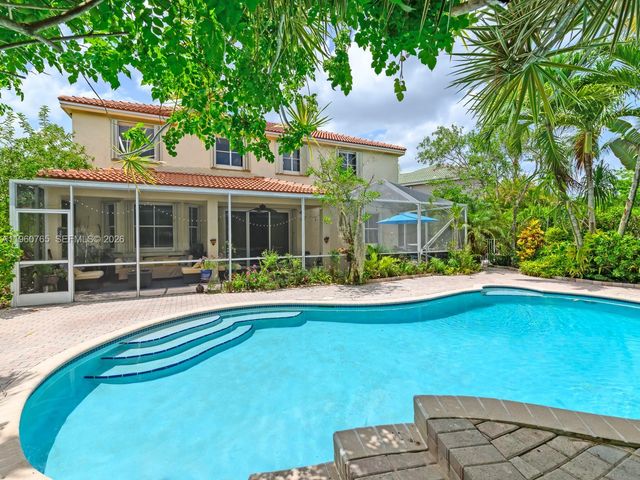4209 Pinewood Ln, Weston, FL 33331