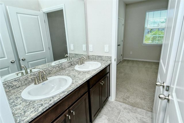 16921 HARVEST MOON WAY, Bradenton, FL 34211
