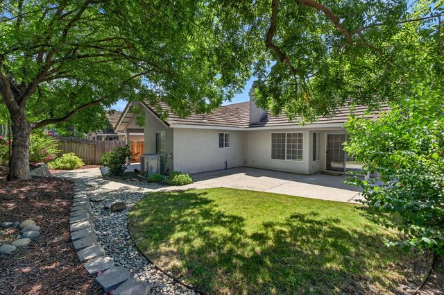 9475 Madrid Way, Elk Grove, CA 95758