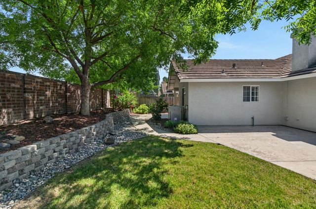 9475 Madrid Way, Elk Grove, CA 95758