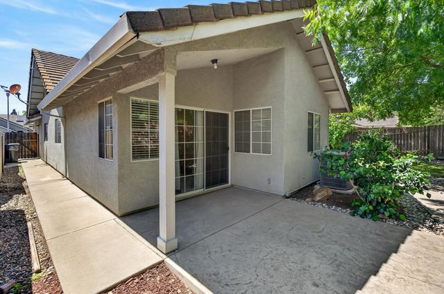 9475 Madrid Way, Elk Grove, CA 95758