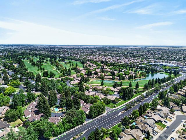 9475 Madrid Way, Elk Grove, CA 95758
