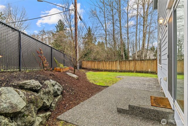 2817 208th Place SW, Lynnwood, WA 98036